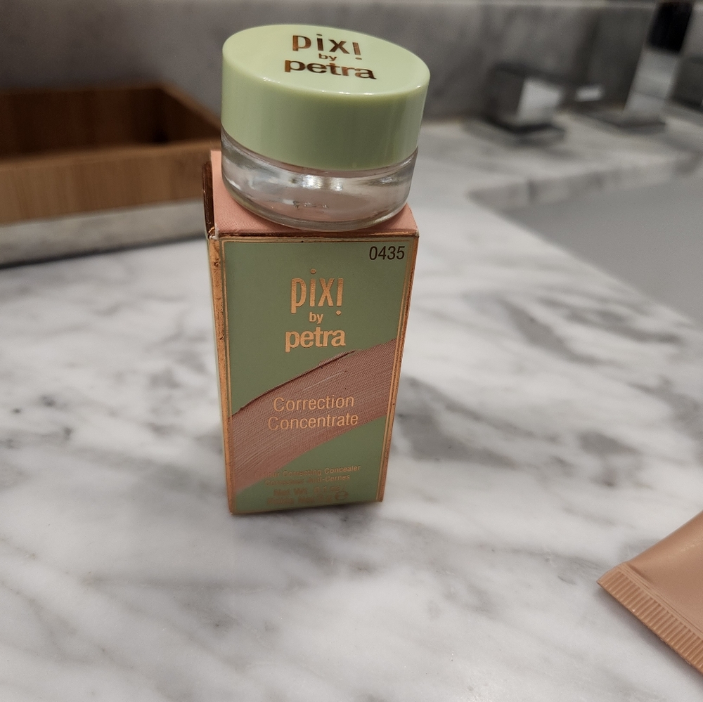 Pixi Correction Concentrate - Color - Brightening Peach for medium skintone